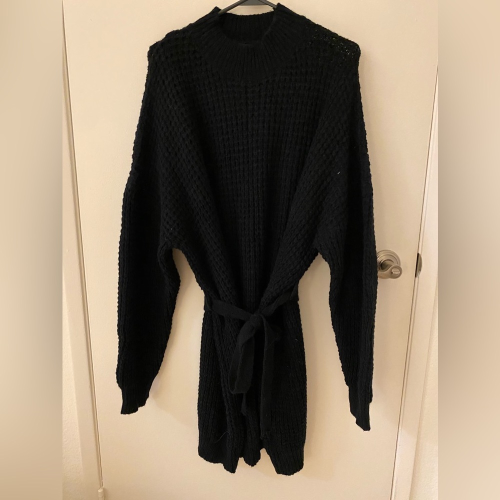 PrettyLittleThing Black Long Sleeve Sweater Dress